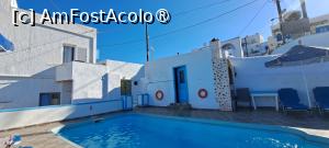[P11] Stella Nomikou Apartments, piscina » foto by irinad
 - 
<span class="allrVoted glyphicon glyphicon-heart hidden" id="av1484994"></span>
<a class="m-l-10 hidden" id="sv1484994" onclick="voting_Foto_DelVot(,1484994,29004)" role="button">șterge vot <span class="glyphicon glyphicon-remove"></span></a>
<a id="v91484994" class=" c-red"  onclick="voting_Foto_SetVot(1484994)" role="button"><span class="glyphicon glyphicon-heart-empty"></span> <b>LIKE</b> = Votează poza</a> <img class="hidden"  id="f1484994W9" src="/imagini/loader.gif" border="0" /><span class="AjErrMes hidden" id="e1484994ErM"></span>