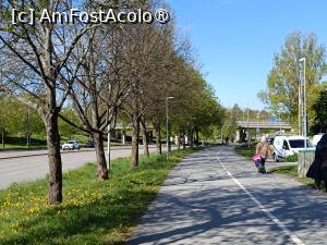 [P27] Uppsala, pe aici pe sus pe pod am trecut pentru a merge în centru sau la gară... în stânga era strada pentru mașini, în dreapta drumul marcat pentru pietoni și » foto by mprofeanu
 - 
<span class="allrVoted glyphicon glyphicon-heart hidden" id="av1485530"></span>
<a class="m-l-10 hidden" id="sv1485530" onclick="voting_Foto_DelVot(,1485530,29005)" role="button">șterge vot <span class="glyphicon glyphicon-remove"></span></a>
<a id="v91485530" class=" c-red"  onclick="voting_Foto_SetVot(1485530)" role="button"><span class="glyphicon glyphicon-heart-empty"></span> <b>LIKE</b> = Votează poza</a> <img class="hidden"  id="f1485530W9" src="/imagini/loader.gif" border="0" /><span class="AjErrMes hidden" id="e1485530ErM"></span>