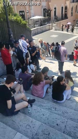 [P24] Piazza di Spagna » foto by dorgo
 - 
<span class="allrVoted glyphicon glyphicon-heart hidden" id="av1503689"></span>
<a class="m-l-10 hidden" id="sv1503689" onclick="voting_Foto_DelVot(,1503689,29017)" role="button">șterge vot <span class="glyphicon glyphicon-remove"></span></a>
<a id="v91503689" class=" c-red"  onclick="voting_Foto_SetVot(1503689)" role="button"><span class="glyphicon glyphicon-heart-empty"></span> <b>LIKE</b> = Votează poza</a> <img class="hidden"  id="f1503689W9" src="/imagini/loader.gif" border="0" /><span class="AjErrMes hidden" id="e1503689ErM"></span>