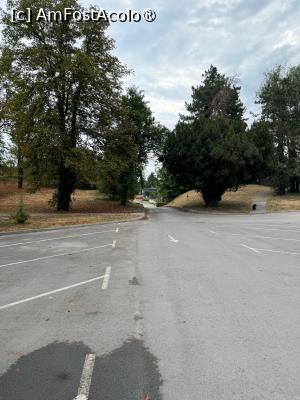 [P04] Parcarea hotelului » foto by Trank
 - 
<span class="allrVoted glyphicon glyphicon-heart hidden" id="av1488250"></span>
<a class="m-l-10 hidden" id="sv1488250" onclick="voting_Foto_DelVot(,1488250,29031)" role="button">șterge vot <span class="glyphicon glyphicon-remove"></span></a>
<a id="v91488250" class=" c-red"  onclick="voting_Foto_SetVot(1488250)" role="button"><span class="glyphicon glyphicon-heart-empty"></span> <b>LIKE</b> = Votează poza</a> <img class="hidden"  id="f1488250W9" src="/imagini/loader.gif" border="0" /><span class="AjErrMes hidden" id="e1488250ErM"></span>