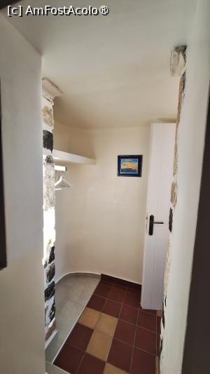 [P15] Moschatos Beach House, interiorul studioului » foto by sunflower
 - 
<span class="allrVoted glyphicon glyphicon-heart hidden" id="av1489841"></span>
<a class="m-l-10 hidden" id="sv1489841" onclick="voting_Foto_DelVot(,1489841,29049)" role="button">șterge vot <span class="glyphicon glyphicon-remove"></span></a>
<a id="v91489841" class=" c-red"  onclick="voting_Foto_SetVot(1489841)" role="button"><span class="glyphicon glyphicon-heart-empty"></span> <b>LIKE</b> = Votează poza</a> <img class="hidden"  id="f1489841W9" src="/imagini/loader.gif" border="0" /><span class="AjErrMes hidden" id="e1489841ErM"></span>