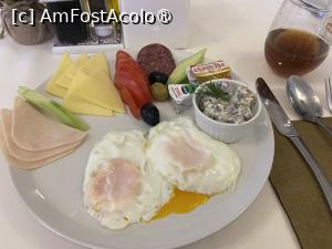 [P42] Hotel Alexandra Mamaia - papa bun » foto by nicole33
 - 
<span class="allrVoted glyphicon glyphicon-heart hidden" id="av1513062"></span>
<a class="m-l-10 hidden" id="sv1513062" onclick="voting_Foto_DelVot(,1513062,29052)" role="button">șterge vot <span class="glyphicon glyphicon-remove"></span></a>
<a id="v91513062" class=" c-red"  onclick="voting_Foto_SetVot(1513062)" role="button"><span class="glyphicon glyphicon-heart-empty"></span> <b>LIKE</b> = Votează poza</a> <img class="hidden"  id="f1513062W9" src="/imagini/loader.gif" border="0" /><span class="AjErrMes hidden" id="e1513062ErM"></span>