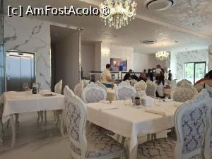 [P02] restaurantul de la etajul 1 » foto by zlatna
 - 
<span class="allrVoted glyphicon glyphicon-heart hidden" id="av1490378"></span>
<a class="m-l-10 hidden" id="sv1490378" onclick="voting_Foto_DelVot(,1490378,29052)" role="button">șterge vot <span class="glyphicon glyphicon-remove"></span></a>
<a id="v91490378" class=" c-red"  onclick="voting_Foto_SetVot(1490378)" role="button"><span class="glyphicon glyphicon-heart-empty"></span> <b>LIKE</b> = Votează poza</a> <img class="hidden"  id="f1490378W9" src="/imagini/loader.gif" border="0" /><span class="AjErrMes hidden" id="e1490378ErM"></span>