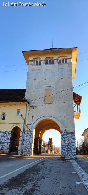 [P02] Turnul palatului administrativ. » foto by tata123 🔱
 - 
<span class="allrVoted glyphicon glyphicon-heart hidden" id="av1516849"></span>
<a class="m-l-10 hidden" id="sv1516849" onclick="voting_Foto_DelVot(,1516849,29123)" role="button">șterge vot <span class="glyphicon glyphicon-remove"></span></a>
<a id="v91516849" class=" c-red"  onclick="voting_Foto_SetVot(1516849)" role="button"><span class="glyphicon glyphicon-heart-empty"></span> <b>LIKE</b> = Votează poza</a> <img class="hidden"  id="f1516849W9" src="/imagini/loader.gif" border="0" /><span class="AjErrMes hidden" id="e1516849ErM"></span>