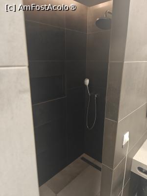 [P26] B The Hotel - camera 312 » foto by creivean
 - 
<span class="allrVoted glyphicon glyphicon-heart hidden" id="av1504731"></span>
<a class="m-l-10 hidden" id="sv1504731" onclick="voting_Foto_DelVot(,1504731,29167)" role="button">șterge vot <span class="glyphicon glyphicon-remove"></span></a>
<a id="v91504731" class=" c-red"  onclick="voting_Foto_SetVot(1504731)" role="button"><span class="glyphicon glyphicon-heart-empty"></span> <b>LIKE</b> = Votează poza</a> <img class="hidden"  id="f1504731W9" src="/imagini/loader.gif" border="0" /><span class="AjErrMes hidden" id="e1504731ErM"></span>