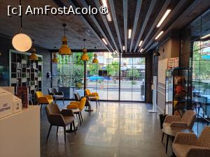 [P18] Vedere dinspre lifturi cu Recepția și Zona de Lobby. » foto by ovidiuyepi
 - 
<span class="allrVoted glyphicon glyphicon-heart hidden" id="av1504888"></span>
<a class="m-l-10 hidden" id="sv1504888" onclick="voting_Foto_DelVot(,1504888,29168)" role="button">șterge vot <span class="glyphicon glyphicon-remove"></span></a>
<a id="v91504888" class=" c-red"  onclick="voting_Foto_SetVot(1504888)" role="button"><span class="glyphicon glyphicon-heart-empty"></span> <b>LIKE</b> = Votează poza</a> <img class="hidden"  id="f1504888W9" src="/imagini/loader.gif" border="0" /><span class="AjErrMes hidden" id="e1504888ErM"></span>