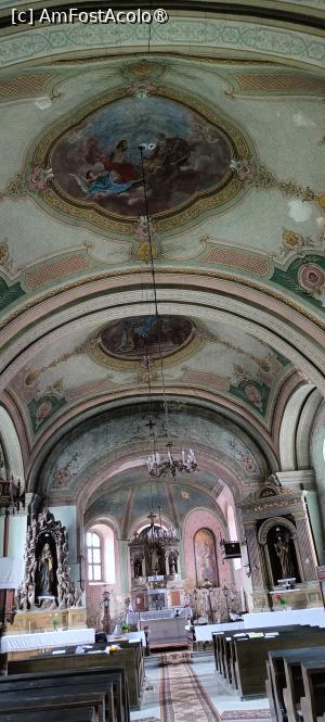 [P04] Biserica romano-catolică „Sf. Nicolae” - picturi pe tavan. » foto by tata123 🔱
 - 
<span class="allrVoted glyphicon glyphicon-heart hidden" id="av1505386"></span>
<a class="m-l-10 hidden" id="sv1505386" onclick="voting_Foto_DelVot(,1505386,29173)" role="button">șterge vot <span class="glyphicon glyphicon-remove"></span></a>
<a id="v91505386" class=" c-red"  onclick="voting_Foto_SetVot(1505386)" role="button"><span class="glyphicon glyphicon-heart-empty"></span> <b>LIKE</b> = Votează poza</a> <img class="hidden"  id="f1505386W9" src="/imagini/loader.gif" border="0" /><span class="AjErrMes hidden" id="e1505386ErM"></span>