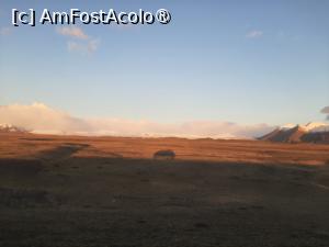 [P28] Umbra mașinii pe munte » foto by adso
 - 
<span class="allrVoted glyphicon glyphicon-heart hidden" id="av1507825"></span>
<a class="m-l-10 hidden" id="sv1507825" onclick="voting_Foto_DelVot(,1507825,29183)" role="button">șterge vot <span class="glyphicon glyphicon-remove"></span></a>
<a id="v91507825" class=" c-red"  onclick="voting_Foto_SetVot(1507825)" role="button"><span class="glyphicon glyphicon-heart-empty"></span> <b>LIKE</b> = Votează poza</a> <img class="hidden"  id="f1507825W9" src="/imagini/loader.gif" border="0" /><span class="AjErrMes hidden" id="e1507825ErM"></span>