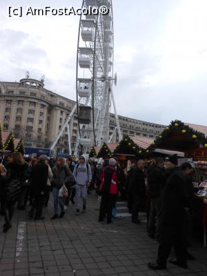 [P13] București - Târgul de Crăciun 2022. La pas prin târg. » foto by iulianic
 - 
<span class="allrVoted glyphicon glyphicon-heart hidden" id="av1341637"></span>
<a class="m-l-10 hidden" id="sv1341637" onclick="voting_Foto_DelVot(,1341637,29197)" role="button">șterge vot <span class="glyphicon glyphicon-remove"></span></a>
<a id="v91341637" class=" c-red"  onclick="voting_Foto_SetVot(1341637)" role="button"><span class="glyphicon glyphicon-heart-empty"></span> <b>LIKE</b> = Votează poza</a> <img class="hidden"  id="f1341637W9" src="/imagini/loader.gif" border="0" /><span class="AjErrMes hidden" id="e1341637ErM"></span>