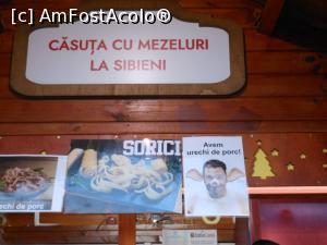 [P38] București - Târgul de Crăciun 2022. Domnul din poză și-a făcut transplant de urechi prelevate de la un porc. » foto by iulianic
 - 
<span class="allrVoted glyphicon glyphicon-heart hidden" id="av1341662"></span>
<a class="m-l-10 hidden" id="sv1341662" onclick="voting_Foto_DelVot(,1341662,29197)" role="button">șterge vot <span class="glyphicon glyphicon-remove"></span></a>
<a id="v91341662" class=" c-red"  onclick="voting_Foto_SetVot(1341662)" role="button"><span class="glyphicon glyphicon-heart-empty"></span> <b>LIKE</b> = Votează poza</a> <img class="hidden"  id="f1341662W9" src="/imagini/loader.gif" border="0" /><span class="AjErrMes hidden" id="e1341662ErM"></span>