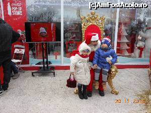 [P07] Târgul de Crăciun - Iată-l și pe Moș Crăciun cu doi copii cuminți!  » foto by iulianic
 - 
<span class="allrVoted glyphicon glyphicon-heart hidden" id="av695526"></span>
<a class="m-l-10 hidden" id="sv695526" onclick="voting_Foto_DelVot(,695526,29197)" role="button">șterge vot <span class="glyphicon glyphicon-remove"></span></a>
<a id="v9695526" class=" c-red"  onclick="voting_Foto_SetVot(695526)" role="button"><span class="glyphicon glyphicon-heart-empty"></span> <b>LIKE</b> = Votează poza</a> <img class="hidden"  id="f695526W9" src="/imagini/loader.gif" border="0" /><span class="AjErrMes hidden" id="e695526ErM"></span>