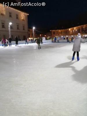 [P09] Patinoarul » foto by nelu73
 - 
<span class="allrVoted glyphicon glyphicon-heart hidden" id="av1266904"></span>
<a class="m-l-10 hidden" id="sv1266904" onclick="voting_Foto_DelVot(,1266904,29199)" role="button">șterge vot <span class="glyphicon glyphicon-remove"></span></a>
<a id="v91266904" class=" c-red"  onclick="voting_Foto_SetVot(1266904)" role="button"><span class="glyphicon glyphicon-heart-empty"></span> <b>LIKE</b> = Votează poza</a> <img class="hidden"  id="f1266904W9" src="/imagini/loader.gif" border="0" /><span class="AjErrMes hidden" id="e1266904ErM"></span>