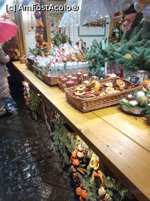 [P40] Ornamente la t&acirc;rgul de Crăciun » foto by nelu73
 - 
<span class="allrVoted glyphicon glyphicon-heart hidden" id="av1341583"></span>
<a class="m-l-10 hidden" id="sv1341583" onclick="voting_Foto_DelVot(,1341583,29199)" role="button">șterge vot <span class="glyphicon glyphicon-remove"></span></a>
<a id="v91341583" class=" c-red"  onclick="voting_Foto_SetVot(1341583)" role="button"><span class="glyphicon glyphicon-heart-empty"></span> <b>LIKE</b> = Votează poza</a> <img class="hidden"  id="f1341583W9" src="/imagini/loader.gif" border="0" /><span class="AjErrMes hidden" id="e1341583ErM"></span>