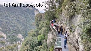 [P22] The Glass Bridge and Grand Canyon Zhangjiajie » foto by elenaadina
 - 
<span class="allrVoted glyphicon glyphicon-heart hidden" id="av1510304"></span>
<a class="m-l-10 hidden" id="sv1510304" onclick="voting_Foto_DelVot(,1510304,29201)" role="button">șterge vot <span class="glyphicon glyphicon-remove"></span></a>
<a id="v91510304" class=" c-red"  onclick="voting_Foto_SetVot(1510304)" role="button"><span class="glyphicon glyphicon-heart-empty"></span> <b>LIKE</b> = Votează poza</a> <img class="hidden"  id="f1510304W9" src="/imagini/loader.gif" border="0" /><span class="AjErrMes hidden" id="e1510304ErM"></span>