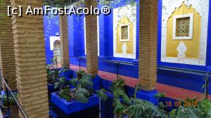 [P16] Bazinul cu plante si pesti, Gradina Majorelle » foto by mecut
 - 
<span class="allrVoted glyphicon glyphicon-heart hidden" id="av1014836"></span>
<a class="m-l-10 hidden" id="sv1014836" onclick="voting_Foto_DelVot(,1014836,29203)" role="button">șterge vot <span class="glyphicon glyphicon-remove"></span></a>
<a id="v91014836" class=" c-red"  onclick="voting_Foto_SetVot(1014836)" role="button"><span class="glyphicon glyphicon-heart-empty"></span> <b>LIKE</b> = Votează poza</a> <img class="hidden"  id="f1014836W9" src="/imagini/loader.gif" border="0" /><span class="AjErrMes hidden" id="e1014836ErM"></span>