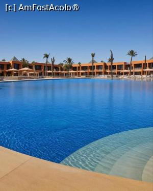 [P02] Piscină Pickalbatros Sago Club » foto by ManuelaManu
 - 
<span class="allrVoted glyphicon glyphicon-heart hidden" id="av1514503"></span>
<a class="m-l-10 hidden" id="sv1514503" onclick="voting_Foto_DelVot(,1514503,29224)" role="button">șterge vot <span class="glyphicon glyphicon-remove"></span></a>
<a id="v91514503" class=" c-red"  onclick="voting_Foto_SetVot(1514503)" role="button"><span class="glyphicon glyphicon-heart-empty"></span> <b>LIKE</b> = Votează poza</a> <img class="hidden"  id="f1514503W9" src="/imagini/loader.gif" border="0" /><span class="AjErrMes hidden" id="e1514503ErM"></span>