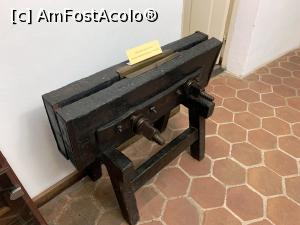 [P22] Presa cu ajutoru căreia se storcea seva din plante » foto by AZE
 - 
<span class="allrVoted glyphicon glyphicon-heart hidden" id="av1356478"></span>
<a class="m-l-10 hidden" id="sv1356478" onclick="voting_Foto_DelVot(,1356478,29227)" role="button">șterge vot <span class="glyphicon glyphicon-remove"></span></a>
<a id="v91356478" class=" c-red"  onclick="voting_Foto_SetVot(1356478)" role="button"><span class="glyphicon glyphicon-heart-empty"></span> <b>LIKE</b> = Votează poza</a> <img class="hidden"  id="f1356478W9" src="/imagini/loader.gif" border="0" /><span class="AjErrMes hidden" id="e1356478ErM"></span>
