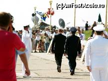 [P09] Basescu trecand in revista garda de onoare » foto by pepsi70ro
 - 
<span class="allrVoted glyphicon glyphicon-heart hidden" id="av116574"></span>
<a class="m-l-10 hidden" id="sv116574" onclick="voting_Foto_DelVot(,116574,29228)" role="button">șterge vot <span class="glyphicon glyphicon-remove"></span></a>
<a id="v9116574" class=" c-red"  onclick="voting_Foto_SetVot(116574)" role="button"><span class="glyphicon glyphicon-heart-empty"></span> <b>LIKE</b> = Votează poza</a> <img class="hidden"  id="f116574W9" src="/imagini/loader.gif" border="0" /><span class="AjErrMes hidden" id="e116574ErM"></span>