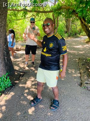 [P39] eu cu amicul Peter » foto by robert
 - 
<span class="allrVoted glyphicon glyphicon-heart hidden" id="av1514466"></span>
<a class="m-l-10 hidden" id="sv1514466" onclick="voting_Foto_DelVot(,1514466,29230)" role="button">șterge vot <span class="glyphicon glyphicon-remove"></span></a>
<a id="v91514466" class=" c-red"  onclick="voting_Foto_SetVot(1514466)" role="button"><span class="glyphicon glyphicon-heart-empty"></span> <b>LIKE</b> = Votează poza</a> <img class="hidden"  id="f1514466W9" src="/imagini/loader.gif" border="0" /><span class="AjErrMes hidden" id="e1514466ErM"></span>