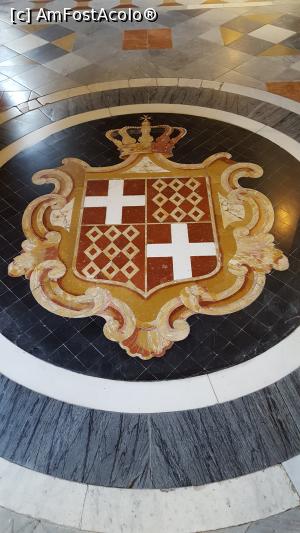 [P06] Blazon pe podeaua unui coridor » foto by adrianaglogo
 - 
<span class="allrVoted glyphicon glyphicon-heart hidden" id="av972954"></span>
<a class="m-l-10 hidden" id="sv972954" onclick="voting_Foto_DelVot(,972954,29231)" role="button">șterge vot <span class="glyphicon glyphicon-remove"></span></a>
<a id="v9972954" class=" c-red"  onclick="voting_Foto_SetVot(972954)" role="button"><span class="glyphicon glyphicon-heart-empty"></span> <b>LIKE</b> = Votează poza</a> <img class="hidden"  id="f972954W9" src="/imagini/loader.gif" border="0" /><span class="AjErrMes hidden" id="e972954ErM"></span>