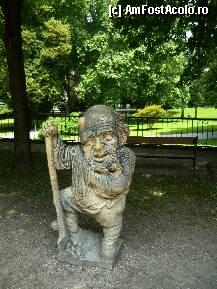 [P06] Austria –  Salzburg - Gradinile Mirabell  - Zwergerlgarten ( Gradina Piticilor), pitic padurar » foto by Diaura*
 - 
<span class="allrVoted glyphicon glyphicon-heart hidden" id="av215528"></span>
<a class="m-l-10 hidden" id="sv215528" onclick="voting_Foto_DelVot(,215528,29235)" role="button">șterge vot <span class="glyphicon glyphicon-remove"></span></a>
<a id="v9215528" class=" c-red"  onclick="voting_Foto_SetVot(215528)" role="button"><span class="glyphicon glyphicon-heart-empty"></span> <b>LIKE</b> = Votează poza</a> <img class="hidden"  id="f215528W9" src="/imagini/loader.gif" border="0" /><span class="AjErrMes hidden" id="e215528ErM"></span>