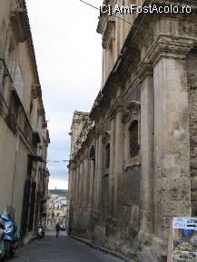 [P14] Noto-strada cu cladiri baroce. » foto by Michi
 - 
<span class="allrVoted glyphicon glyphicon-heart hidden" id="av64715"></span>
<a class="m-l-10 hidden" id="sv64715" onclick="voting_Foto_DelVot(,64715,29238)" role="button">șterge vot <span class="glyphicon glyphicon-remove"></span></a>
<a id="v964715" class=" c-red"  onclick="voting_Foto_SetVot(64715)" role="button"><span class="glyphicon glyphicon-heart-empty"></span> <b>LIKE</b> = Votează poza</a> <img class="hidden"  id="f64715W9" src="/imagini/loader.gif" border="0" /><span class="AjErrMes hidden" id="e64715ErM"></span>