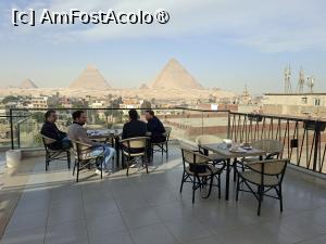 [P35] Giza, Egipt, „Pyramids Spiritual Gate” Hotel, Terasa, în plan îndepărtat Platoul Giza cu Piramidele lui, așa se vedeau... » foto by mprofeanu
 - 
<span class="allrVoted glyphicon glyphicon-heart hidden" id="av1519624"></span>
<a class="m-l-10 hidden" id="sv1519624" onclick="voting_Foto_DelVot(,1519624,29265)" role="button">șterge vot <span class="glyphicon glyphicon-remove"></span></a>
<a id="v91519624" class=" c-red"  onclick="voting_Foto_SetVot(1519624)" role="button"><span class="glyphicon glyphicon-heart-empty"></span> <b>LIKE</b> = Votează poza</a> <img class="hidden"  id="f1519624W9" src="/imagini/loader.gif" border="0" /><span class="AjErrMes hidden" id="e1519624ErM"></span>