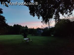 [P55] Apus de soare la fermă » foto by crismis
 - 
<span class="allrVoted glyphicon glyphicon-heart hidden" id="av1522483"></span>
<a class="m-l-10 hidden" id="sv1522483" onclick="voting_Foto_DelVot(,1522483,29284)" role="button">șterge vot <span class="glyphicon glyphicon-remove"></span></a>
<a id="v91522483" class=" c-red"  onclick="voting_Foto_SetVot(1522483)" role="button"><span class="glyphicon glyphicon-heart-empty"></span> <b>LIKE</b> = Votează poza</a> <img class="hidden"  id="f1522483W9" src="/imagini/loader.gif" border="0" /><span class="AjErrMes hidden" id="e1522483ErM"></span>