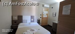 [P17] Hotel Sogni dʼOro Airport, în cameră » foto by irinad
 - 
<span class="allrVoted glyphicon glyphicon-heart hidden" id="av1524285"></span>
<a class="m-l-10 hidden" id="sv1524285" onclick="voting_Foto_DelVot(,1524285,29293)" role="button">șterge vot <span class="glyphicon glyphicon-remove"></span></a>
<a id="v91524285" class=" c-red"  onclick="voting_Foto_SetVot(1524285)" role="button"><span class="glyphicon glyphicon-heart-empty"></span> <b>LIKE</b> = Votează poza</a> <img class="hidden"  id="f1524285W9" src="/imagini/loader.gif" border="0" /><span class="AjErrMes hidden" id="e1524285ErM"></span>