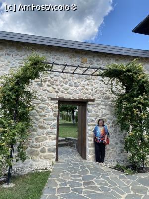 [P14] Mănăstirea Polovragi, Gorj. » foto by Floria
 - 
<span class="allrVoted glyphicon glyphicon-heart hidden" id="av1526280"></span>
<a class="m-l-10 hidden" id="sv1526280" onclick="voting_Foto_DelVot(,1526280,29308)" role="button">șterge vot <span class="glyphicon glyphicon-remove"></span></a>
<a id="v91526280" class=" c-red"  onclick="voting_Foto_SetVot(1526280)" role="button"><span class="glyphicon glyphicon-heart-empty"></span> <b>LIKE</b> = Votează poza</a> <img class="hidden"  id="f1526280W9" src="/imagini/loader.gif" border="0" /><span class="AjErrMes hidden" id="e1526280ErM"></span>