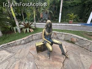 [P09] Brigitte Bardot,aici din bronz » foto by AZE
 - 
<span class="allrVoted glyphicon glyphicon-heart hidden" id="av1526590"></span>
<a class="m-l-10 hidden" id="sv1526590" onclick="voting_Foto_DelVot(,1526590,29316)" role="button">șterge vot <span class="glyphicon glyphicon-remove"></span></a>
<a id="v91526590" class=" c-red"  onclick="voting_Foto_SetVot(1526590)" role="button"><span class="glyphicon glyphicon-heart-empty"></span> <b>LIKE</b> = Votează poza</a> <img class="hidden"  id="f1526590W9" src="/imagini/loader.gif" border="0" /><span class="AjErrMes hidden" id="e1526590ErM"></span>