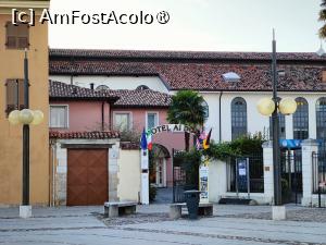 [P29] Intrarea la Hotel Ai Dogi » foto by crismis
 - 
<span class="allrVoted glyphicon glyphicon-heart hidden" id="av1529165"></span>
<a class="m-l-10 hidden" id="sv1529165" onclick="voting_Foto_DelVot(,1529165,29332)" role="button">șterge vot <span class="glyphicon glyphicon-remove"></span></a>
<a id="v91529165" class=" c-red"  onclick="voting_Foto_SetVot(1529165)" role="button"><span class="glyphicon glyphicon-heart-empty"></span> <b>LIKE</b> = Votează poza</a> <img class="hidden"  id="f1529165W9" src="/imagini/loader.gif" border="0" /><span class="AjErrMes hidden" id="e1529165ErM"></span>