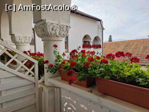 [P22] Hanul Brâncovenesc; vedere de pe balconul nostru » foto by crismis
 - 
<span class="allrVoted glyphicon glyphicon-heart hidden" id="av1529967"></span>
<a class="m-l-10 hidden" id="sv1529967" onclick="voting_Foto_DelVot(,1529967,29339)" role="button">șterge vot <span class="glyphicon glyphicon-remove"></span></a>
<a id="v91529967" class=" c-red"  onclick="voting_Foto_SetVot(1529967)" role="button"><span class="glyphicon glyphicon-heart-empty"></span> <b>LIKE</b> = Votează poza</a> <img class="hidden"  id="f1529967W9" src="/imagini/loader.gif" border="0" /><span class="AjErrMes hidden" id="e1529967ErM"></span>