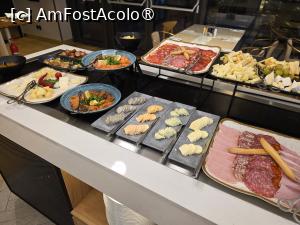 [P26] Hotel Courtyard by Marriott - Cluj-Napoca; mic dejun » foto by crismis
 - 
<span class="allrVoted glyphicon glyphicon-heart hidden" id="av1532254"></span>
<a class="m-l-10 hidden" id="sv1532254" onclick="voting_Foto_DelVot(,1532254,29356)" role="button">șterge vot <span class="glyphicon glyphicon-remove"></span></a>
<a id="v91532254" class=" c-red"  onclick="voting_Foto_SetVot(1532254)" role="button"><span class="glyphicon glyphicon-heart-empty"></span> <b>LIKE</b> = Votează poza</a> <img class="hidden"  id="f1532254W9" src="/imagini/loader.gif" border="0" /><span class="AjErrMes hidden" id="e1532254ErM"></span>
