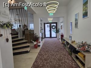 [P30] Villa Galleria; recepția în fundal-stanga » foto by crismis
 - 
<span class="allrVoted glyphicon glyphicon-heart hidden" id="av1533126"></span>
<a class="m-l-10 hidden" id="sv1533126" onclick="voting_Foto_DelVot(,1533126,29361)" role="button">șterge vot <span class="glyphicon glyphicon-remove"></span></a>
<a id="v91533126" class=" c-red"  onclick="voting_Foto_SetVot(1533126)" role="button"><span class="glyphicon glyphicon-heart-empty"></span> <b>LIKE</b> = Votează poza</a> <img class="hidden"  id="f1533126W9" src="/imagini/loader.gif" border="0" /><span class="AjErrMes hidden" id="e1533126ErM"></span>