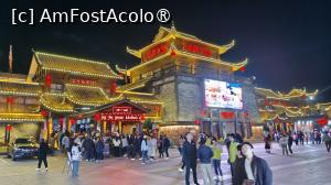 [P31] Charming Xiangxi Grand Theatre » foto by elenaadina
 - 
<span class="allrVoted glyphicon glyphicon-heart hidden" id="av1534065"></span>
<a class="m-l-10 hidden" id="sv1534065" onclick="voting_Foto_DelVot(,1534065,29375)" role="button">șterge vot <span class="glyphicon glyphicon-remove"></span></a>
<a id="v91534065" class=" c-red"  onclick="voting_Foto_SetVot(1534065)" role="button"><span class="glyphicon glyphicon-heart-empty"></span> <b>LIKE</b> = Votează poza</a> <img class="hidden"  id="f1534065W9" src="/imagini/loader.gif" border="0" /><span class="AjErrMes hidden" id="e1534065ErM"></span>