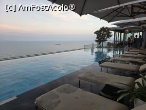 [P21] Le Sands Danang; piscina » foto by crismis
 - 
<span class="allrVoted glyphicon glyphicon-heart hidden" id="av1535701"></span>
<a class="m-l-10 hidden" id="sv1535701" onclick="voting_Foto_DelVot(,1535701,29389)" role="button">șterge vot <span class="glyphicon glyphicon-remove"></span></a>
<a id="v91535701" class=" c-red"  onclick="voting_Foto_SetVot(1535701)" role="button"><span class="glyphicon glyphicon-heart-empty"></span> <b>LIKE</b> = Votează poza</a> <img class="hidden"  id="f1535701W9" src="/imagini/loader.gif" border="0" /><span class="AjErrMes hidden" id="e1535701ErM"></span>