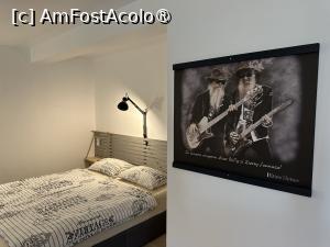 [P11 <small>[FOTO OFICIALĂ, DE PREZENTARE:] </small>] Camera ZZ Top